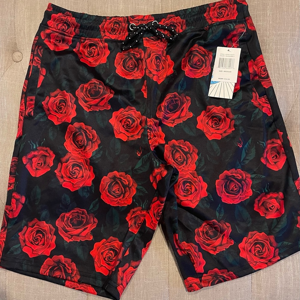 NWT vibrant men’s Fresh by Bel-Air board shorts by Drill Company. Medium